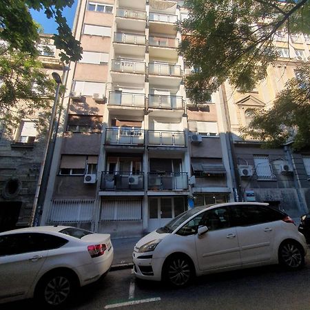 Centrum 2 Βελιγράδι Εξωτερικό φωτογραφία