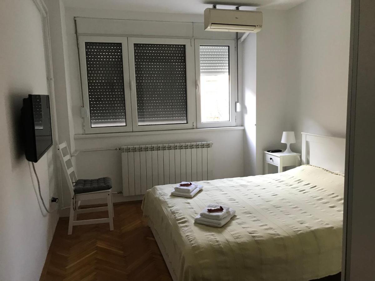 Centrum 2 Βελιγράδι Εξωτερικό φωτογραφία